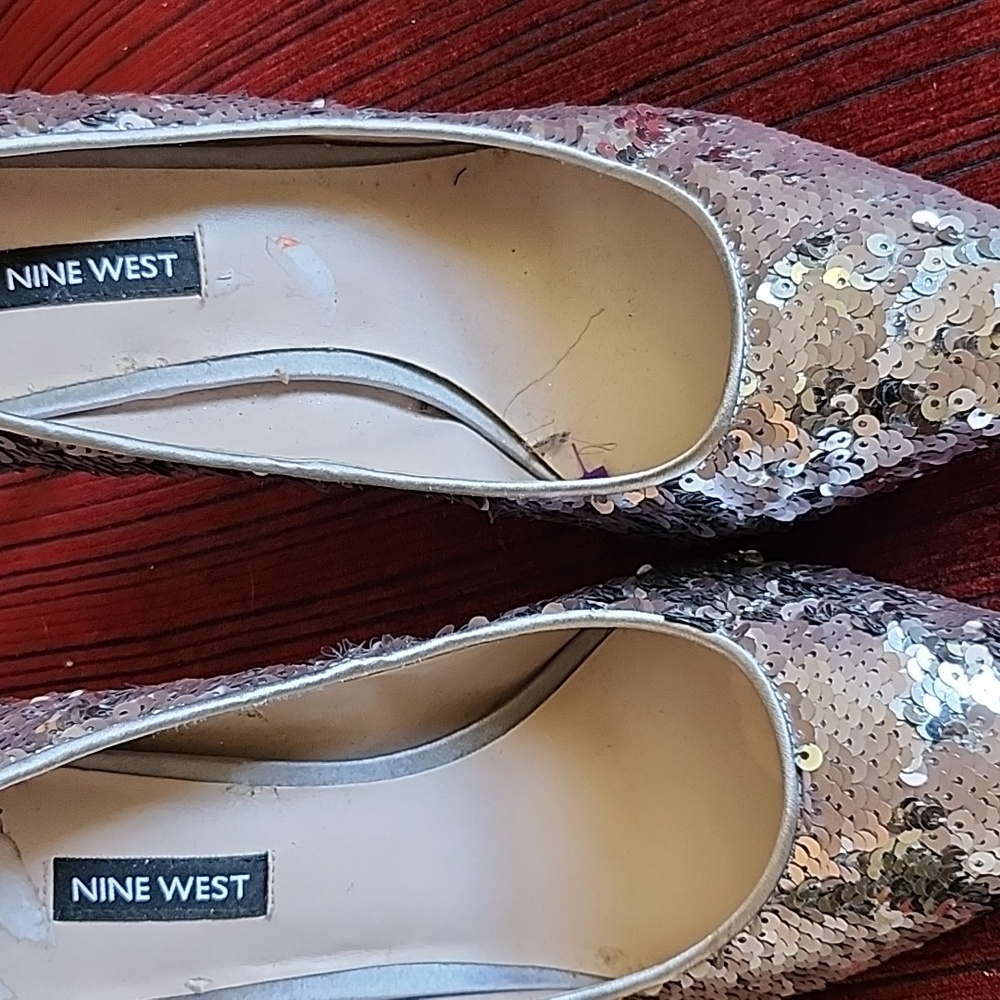 Shoes - Picture 6 of 7